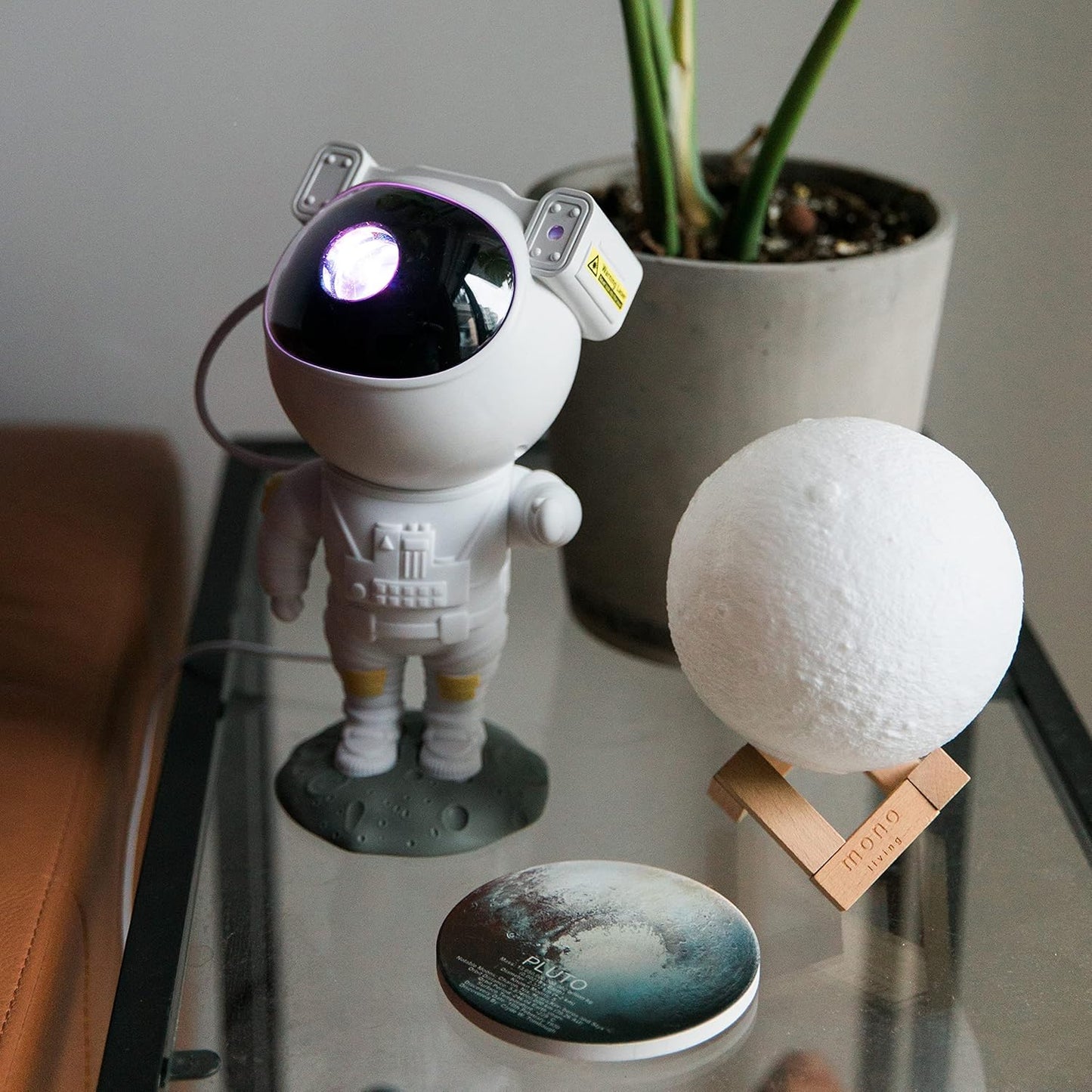 Astronauta proyector